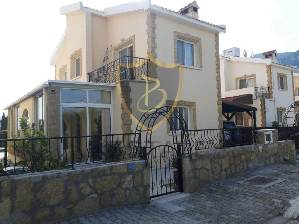 For Sale Villa In Lapta , Kyrenia !! - Bestateproperty.com